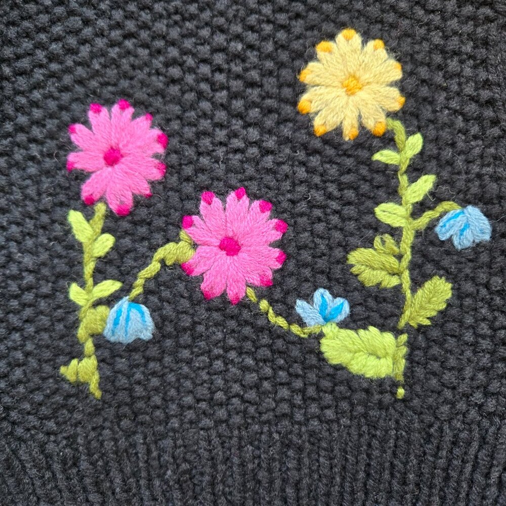 Embroidered Wool Pull Through Scarf Boho Flowers - Picture 2 of 6
